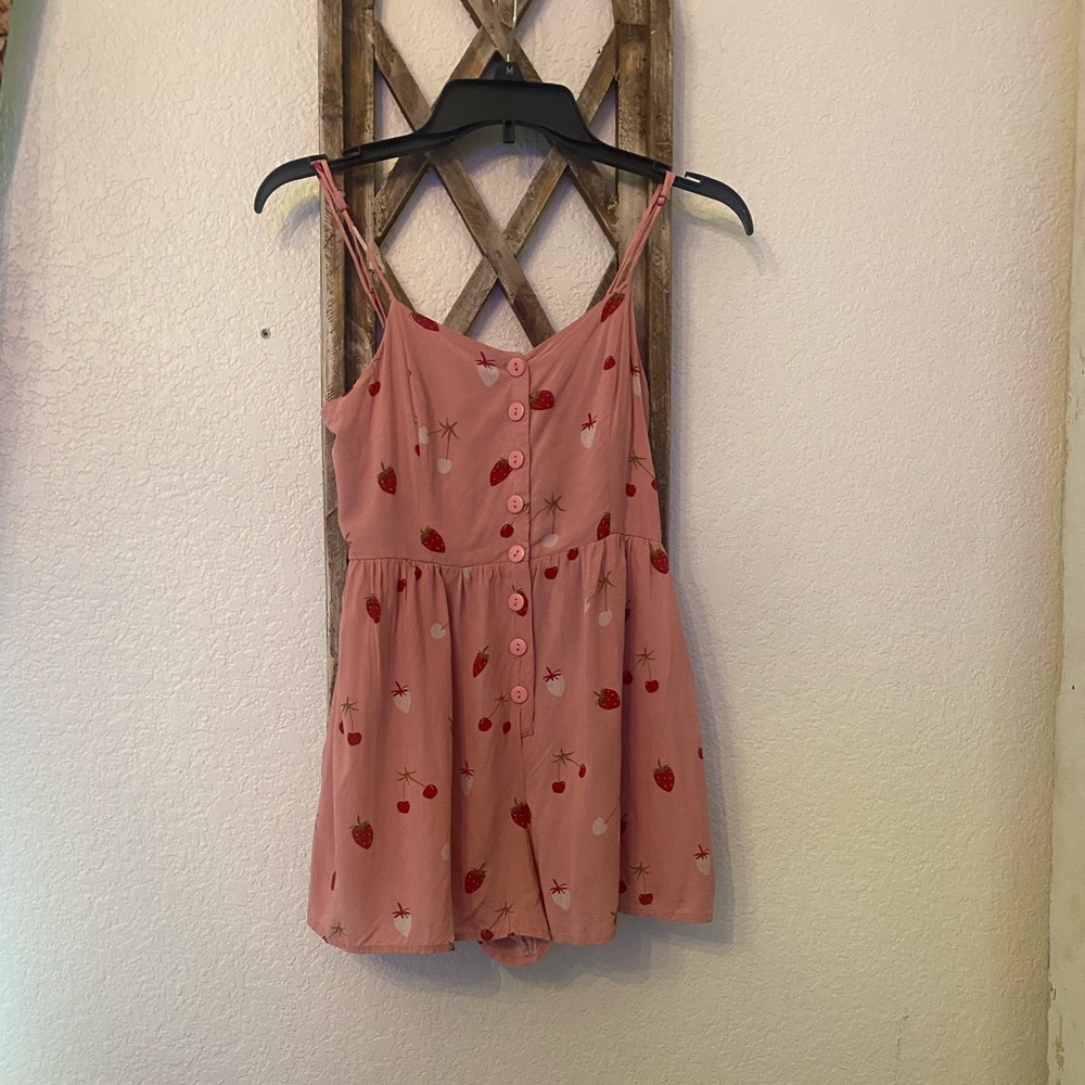 Urban outfitters romper - Picture 1 of 6